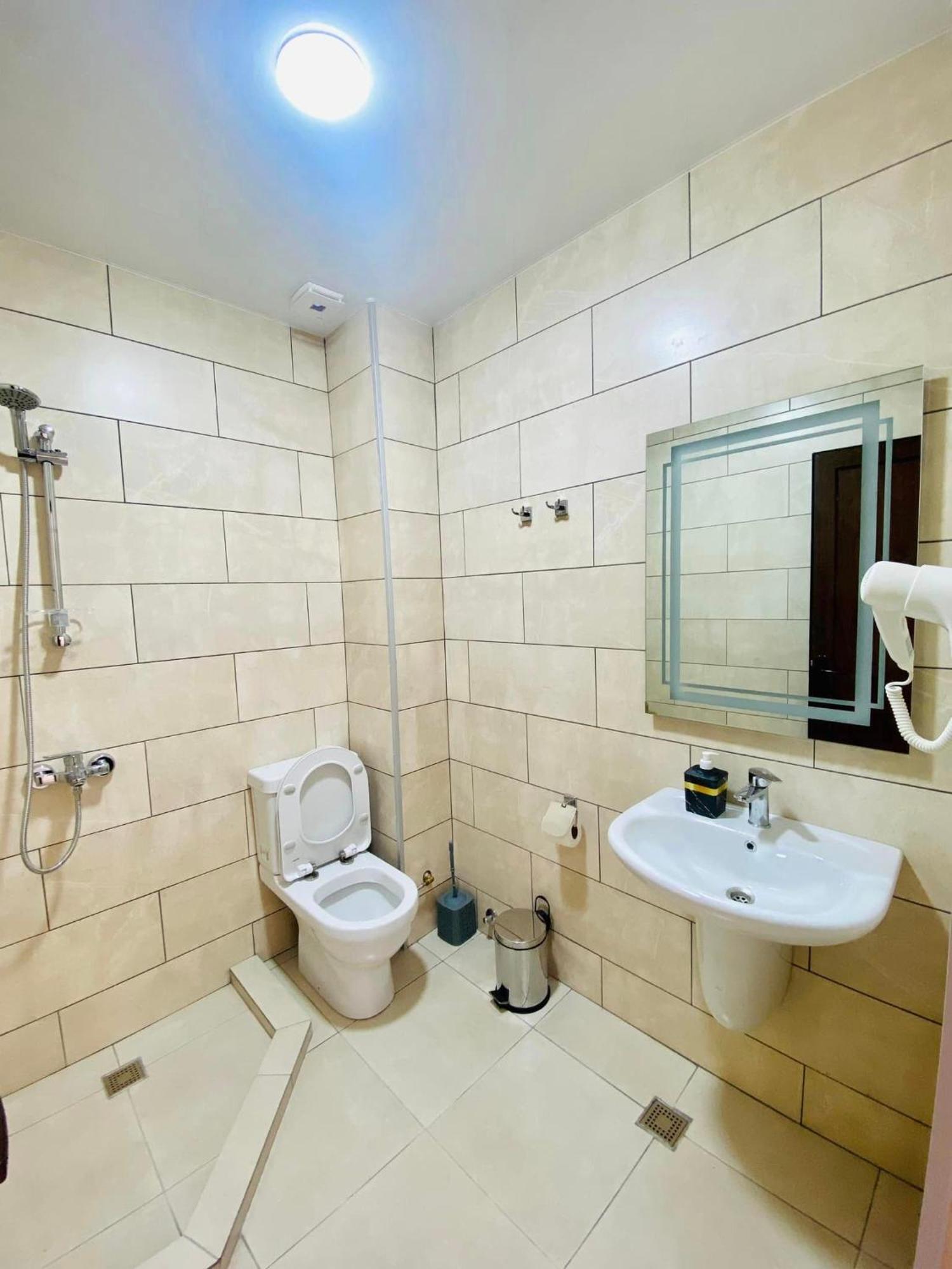 Hotel Tesa Gonio Bagian luar foto
